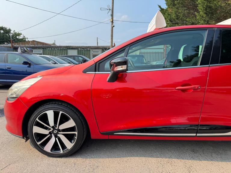 2014 Renault Clio 1.2 DYNAMIC AUTO  Hatchback Petrol Automatic