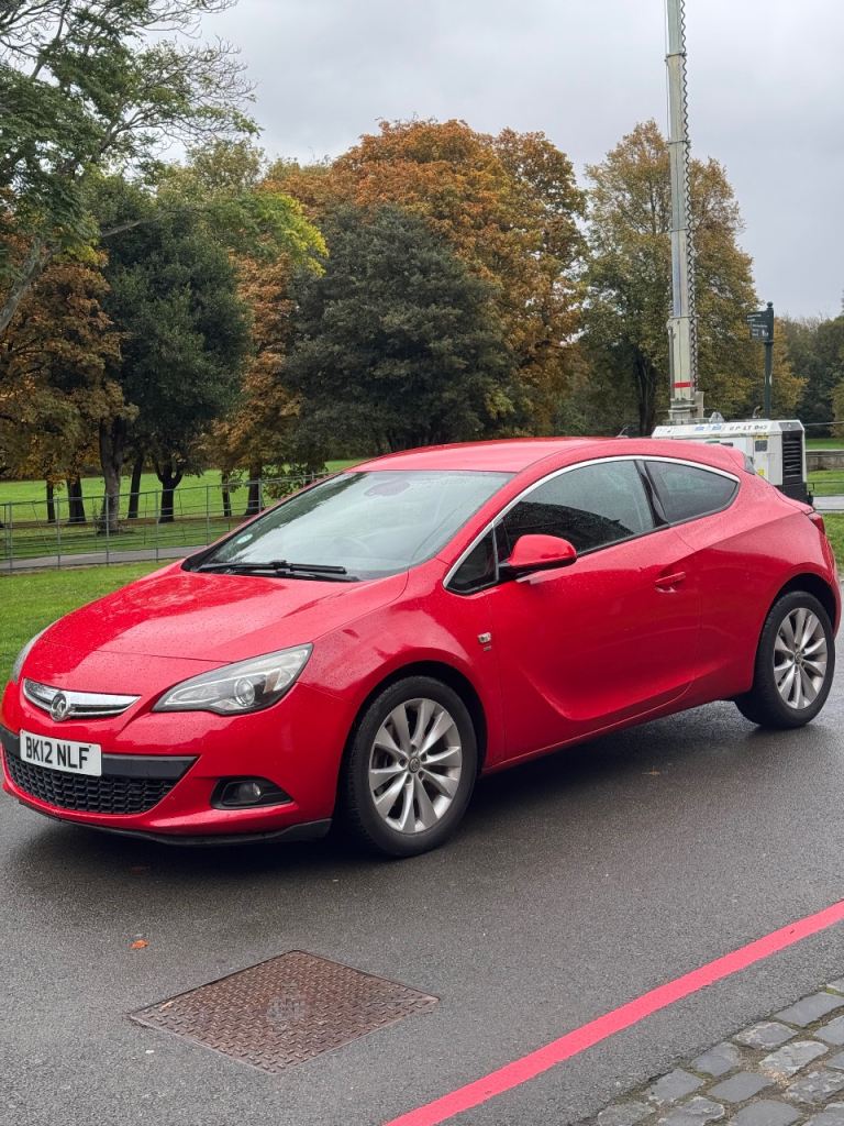 Vauxhall astra gtc 12 months mot 2012 ulez free
