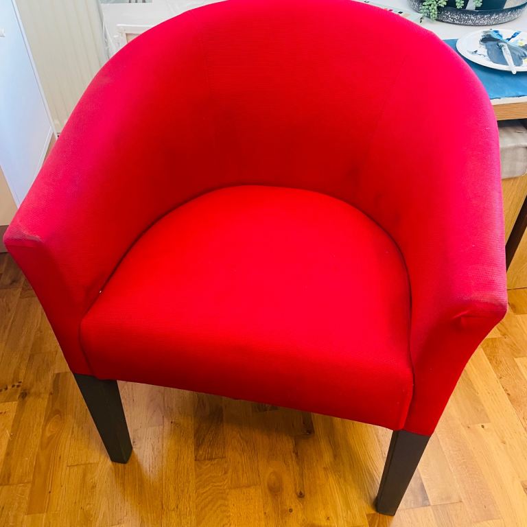 Modern Red Accent Chair – Stylishf & Comfortable FREE