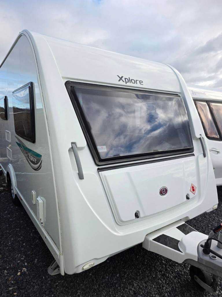 2015 Elddis Xplore 402 2 Berth Caravan Lightweight  Caravan With Motormovers