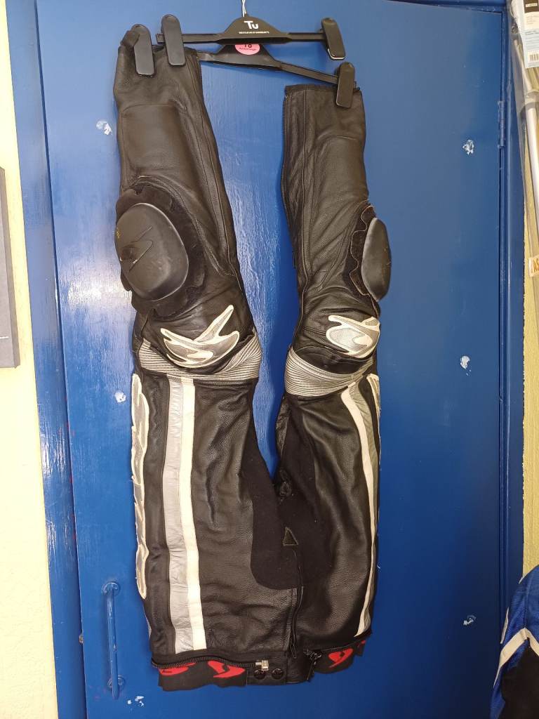 REDUCED!!! Leather bike trousers,  with armour 