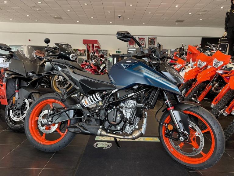 KTM 125 Duke 0% Finance Offers @Drysdale Motorcycles