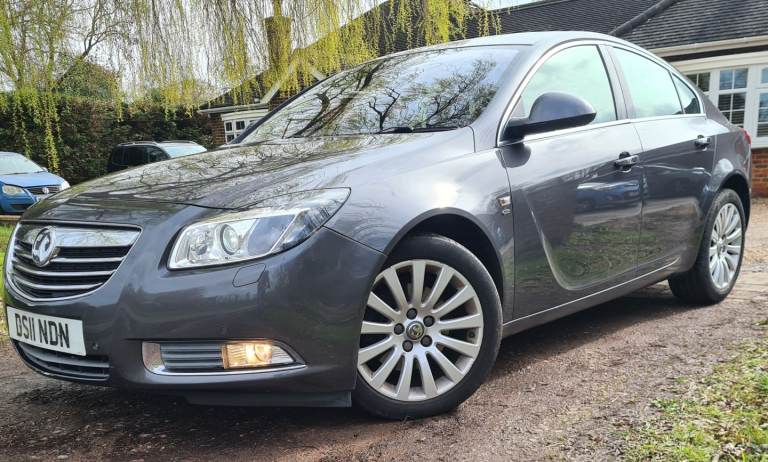 Vauxhall, INSIGNIA, Hatchback, 2011, Other, 1956 (cc), 5 doors