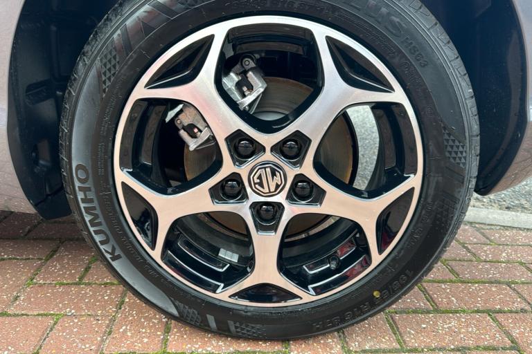  MG Mg3 1.5 Hybrid Plus Mhev Trophy Hatchback 5dr Petrol Hybrid Auto Euro 6 s/s