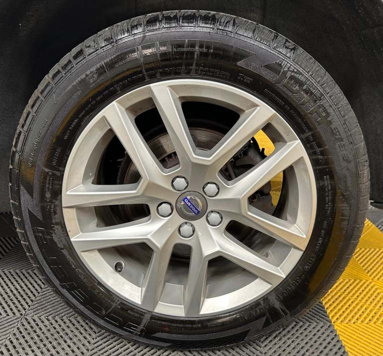 VOLVO XC60 2.0 SE Lux Nav D4 2017