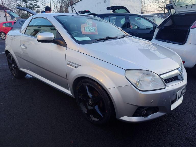 2009 Vauxhall Tigra 1.4i 16v Exclusiv 2dr (a/c) CONVERTIBLE Petrol Manual