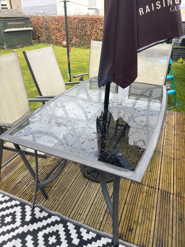 Garden table and chairs set (Does not come with parasol)