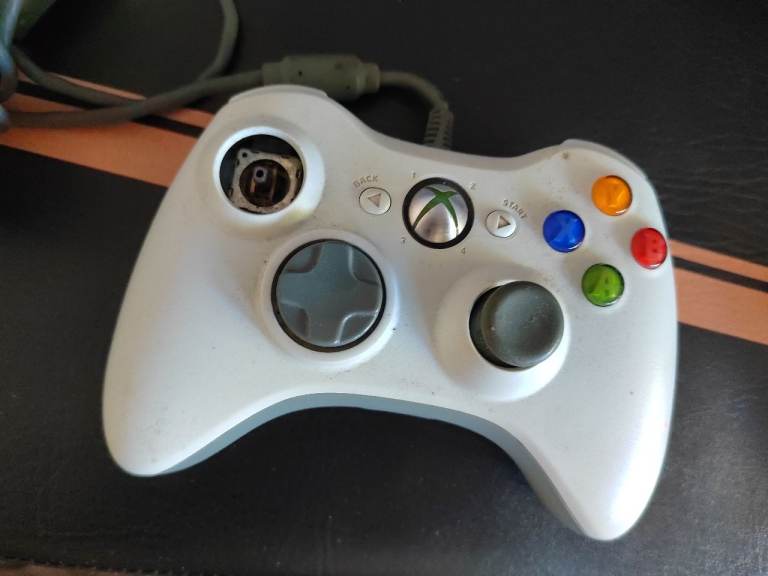 XBOX 360 CONTROLLER spares and repairs 