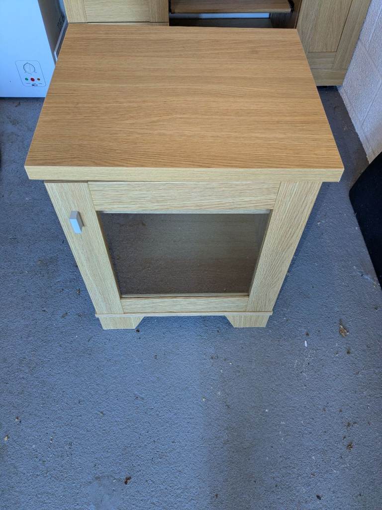 Oak Effect Cabinet with Glass Door