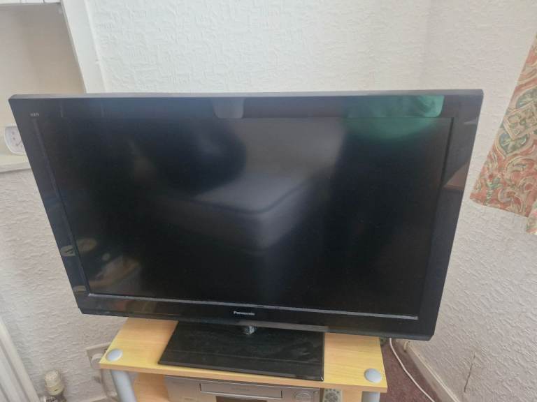 Panasonic Flat Screen TV - Good Condition