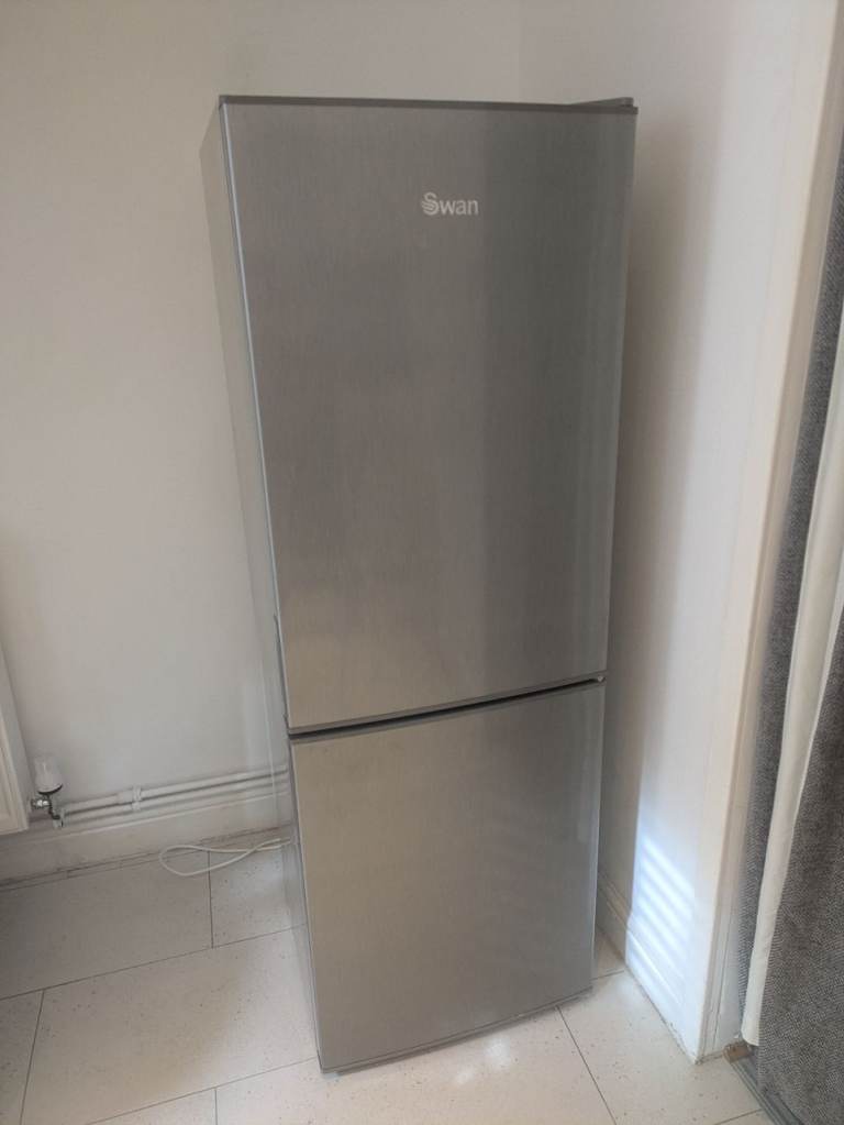 Swan Silver Fridge Freezer