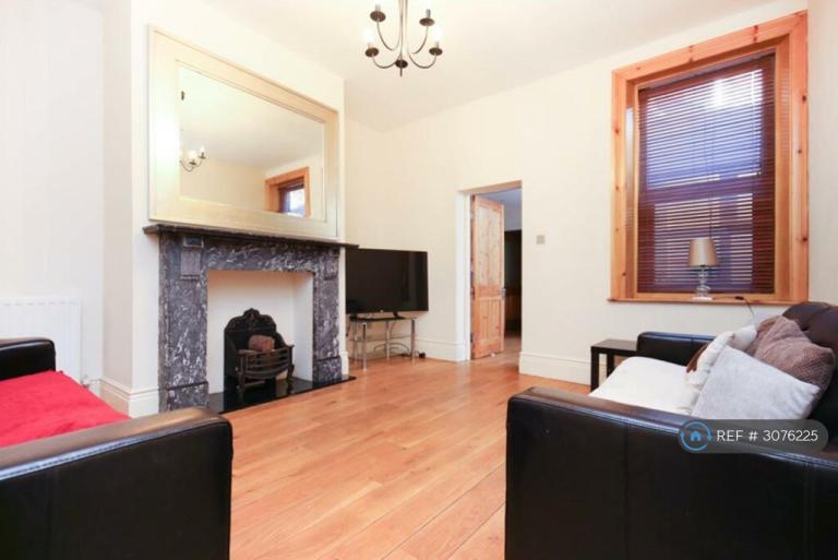 4 bedroom house in Shortridge Terrace, Newcastle Upon Tyne, NE2 (4 bed) (#3076225)