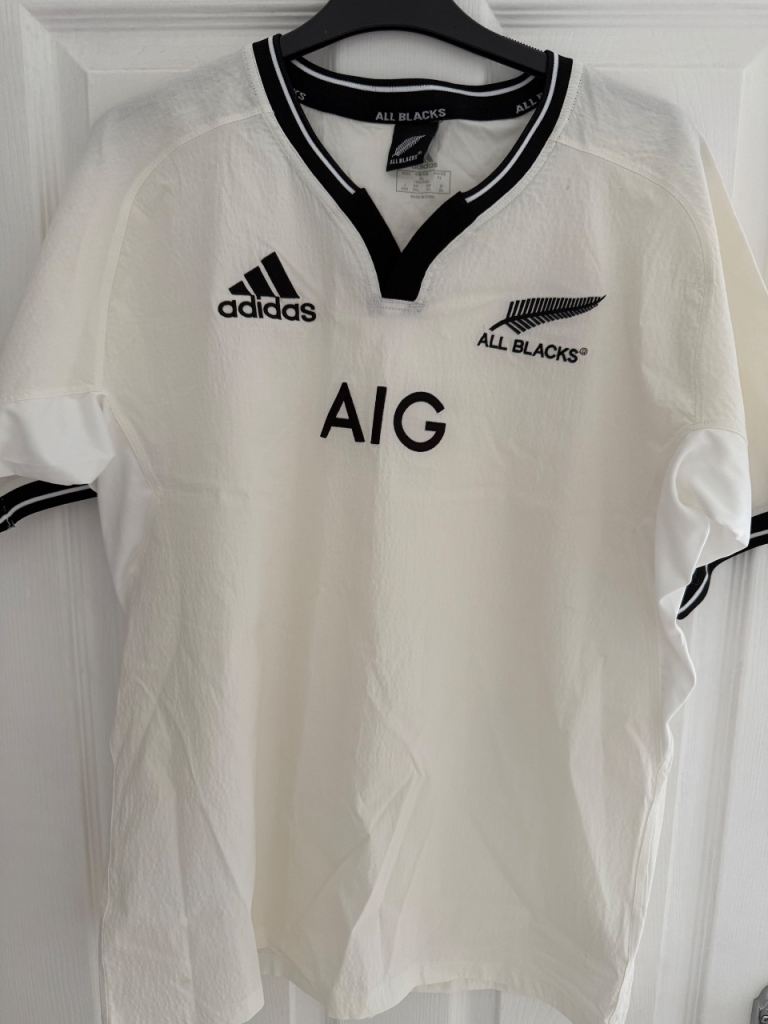 New Zealand rugby union shirt size XL 