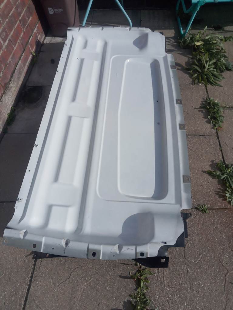 image for Renault Trafic 2016 Bulkhead 