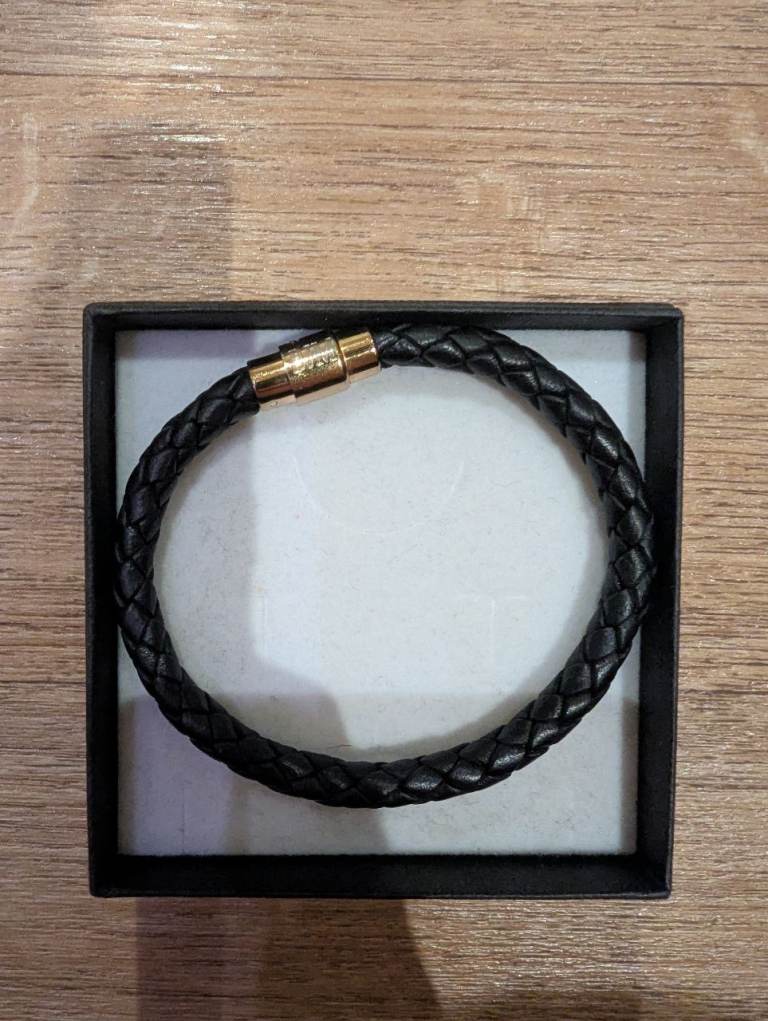 Hurley Burley men's leather wristband