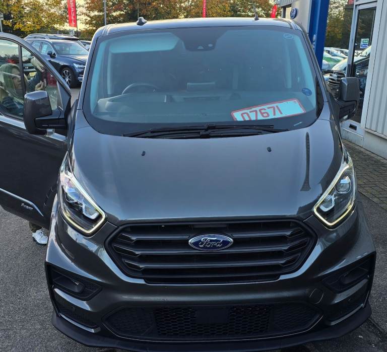 Ford, TRANSIT CUSTOM, Panel Van, 2023, Automatic, 1996 (cc)