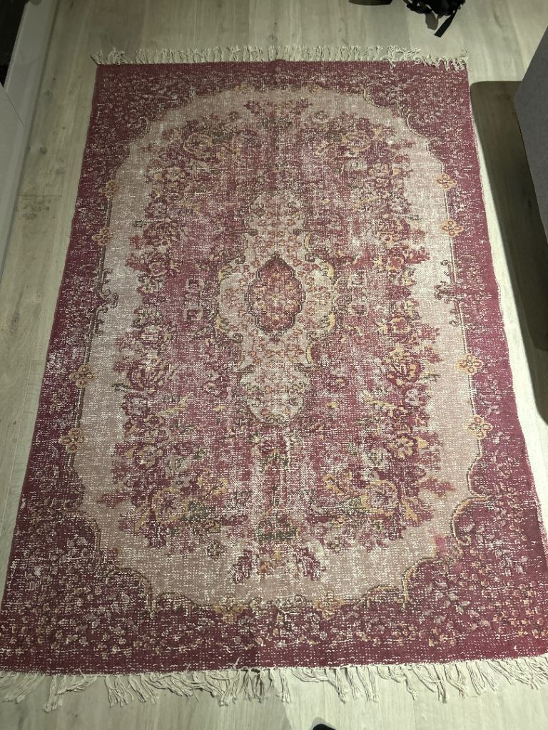Rug