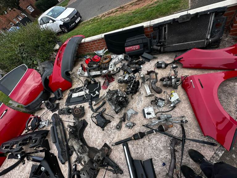 Alfa Romeo sportiva 2013 breaking for parts 
