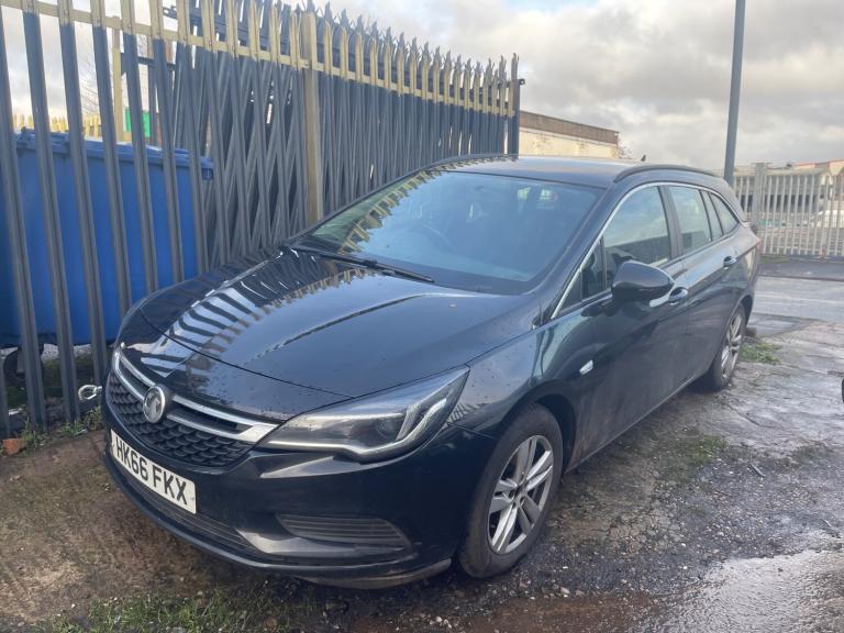 2016 Vauxhall Astra 1.6 CDTi 16V ecoFLEX Tech Line 5dr ESTATE Diesel Manual