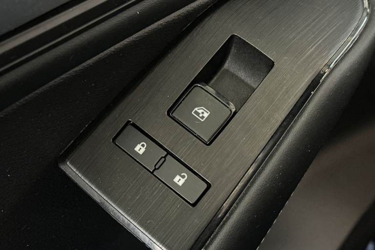 2022 Nissan Qashqai 97329 Hatchback Petrol Manual