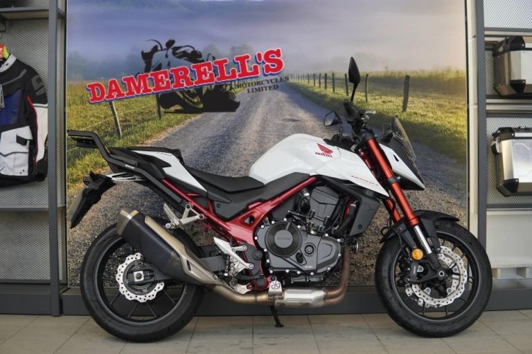 2023 HONDA CB750 HORNET WHITE MOTORCYCLE