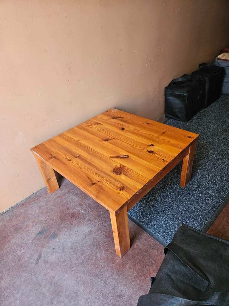 Coffee table 68.5(L) x 68.5(W) x 35.5(H)