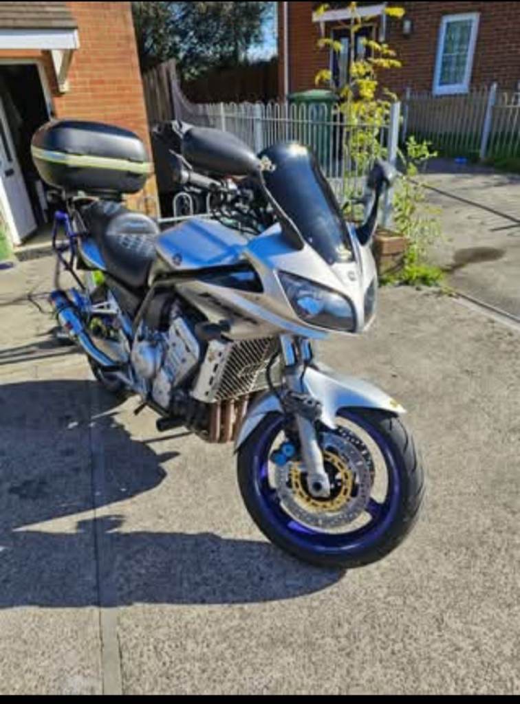 Yamaha, FZS, 2003, 998 (cc)