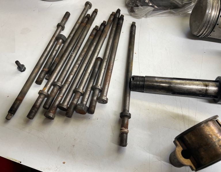 1920's Bentley 3 Litre Pistons, Conrods and Crankshaft