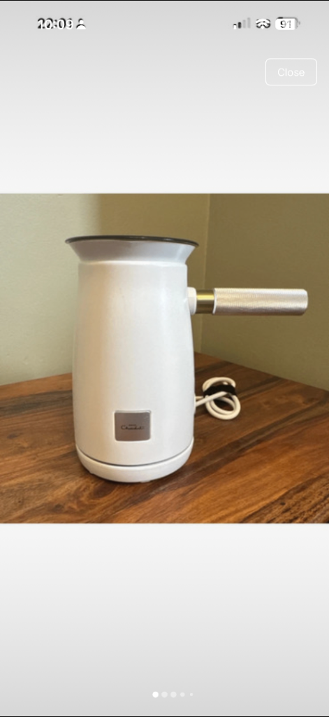 Hotel Chocolat Velvetiser – White, As Good As New