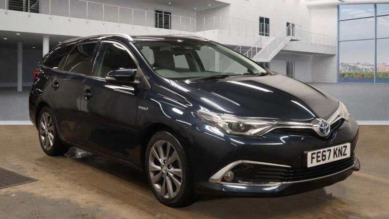 2017 Toyota Auris 1.8 Hybrid Excel TSS 5dr CVT ESTATE PETROL/ELECTRIC Automatic