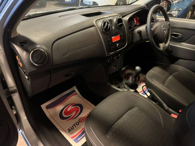 2015 Dacia Sandero 1.5 dCi Laureate 5dr HATCHBACK DIESEL Manual