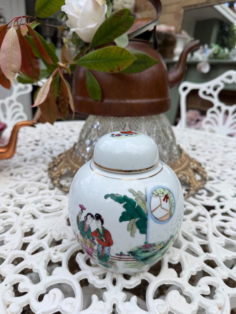 Vintage Chinese Ladies Ginger Jar with Lid Hand Painted Porcelain