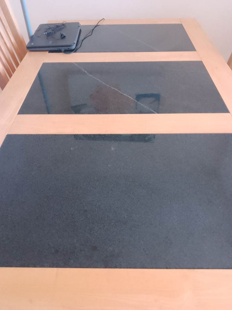 Dining room table marble top and 4 leather flux chairs