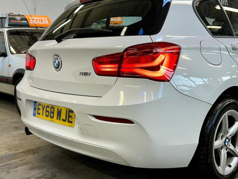 BMW 1 SERIES 1.5 118i SE Euro 6 (s/s) 5dr 2018