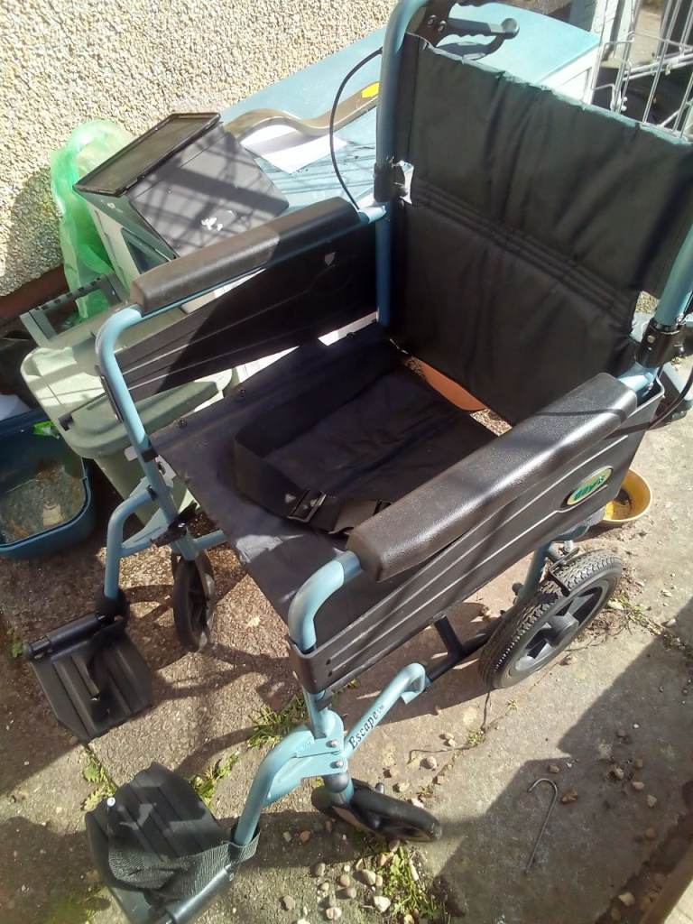 Days Escape Lite Foldable wheelchair