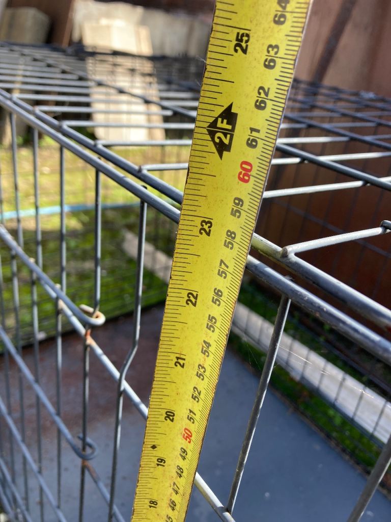 Dog crate 