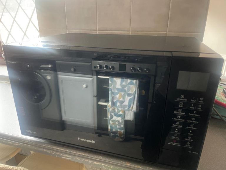 Panasonic NN-CT56JB Combination Microwave / Grill / Oven – Working 
