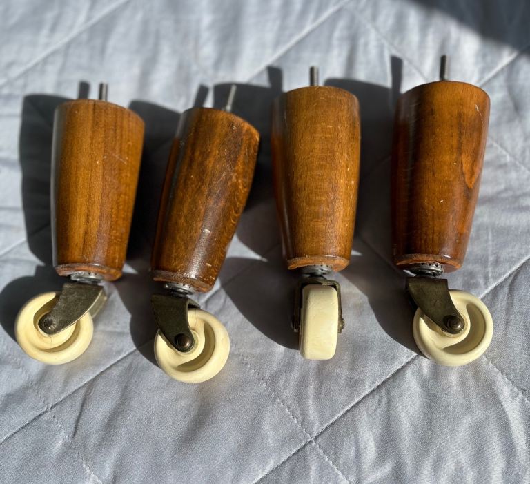 Set of 4 antique / vintage Wooden Furniture Legs with Casters – Good Condition