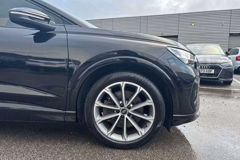 2021 Audi Q4 e-tron 150kW 40 82.77kWh Edition 1 5dr Auto SUV Electric Automatic