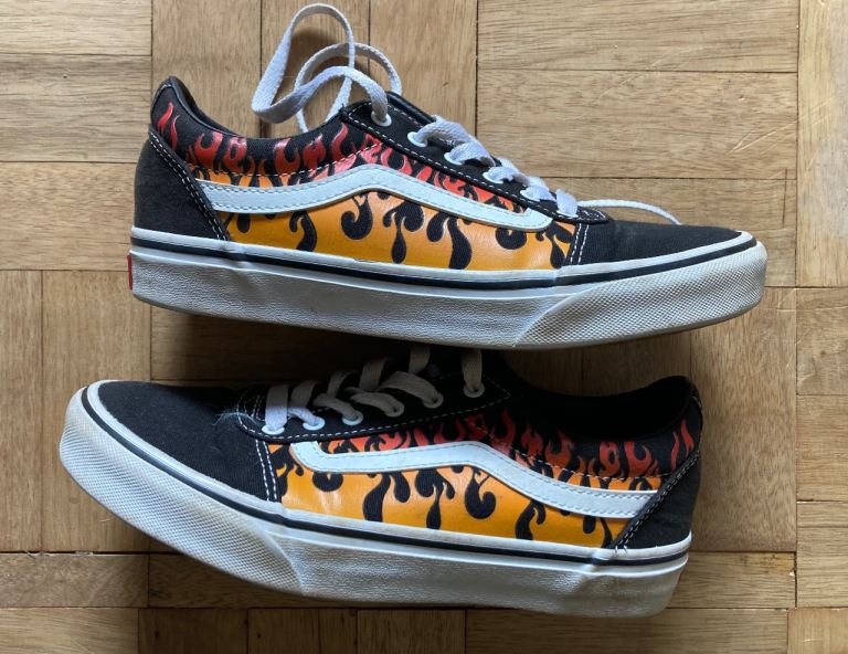 ‘Vans’ size 3.5