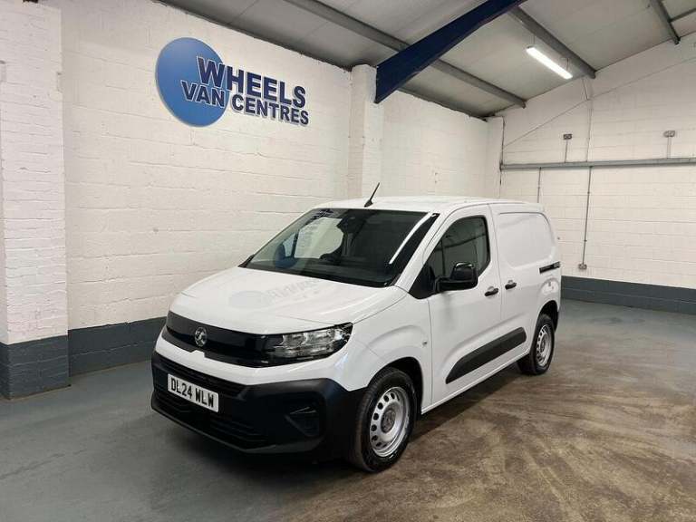 image for 2024 Vauxhall Combo 1.5 Turbo D 100ps Prime H1 Van PANEL VAN DIESEL Manual