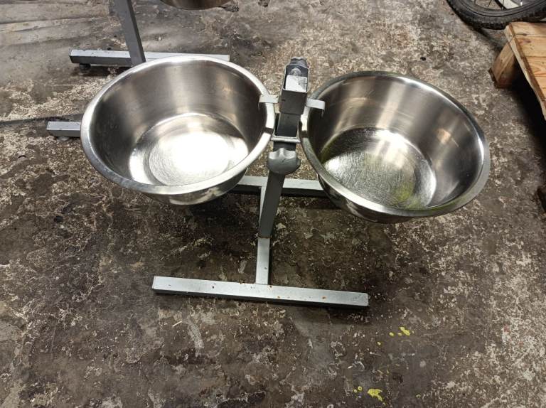 Dog stand with bowls (2 items)