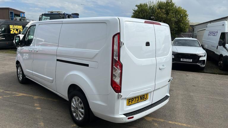 2023 Ford Transit Custom TRANSIT CUSTOM 300 L2 H1 DIESEL FWD  2.0 Eco Blue 130ps Low Roof Van Die...