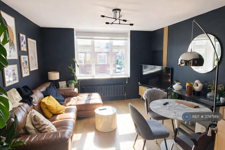 2 bedroom flat in Horsley Street, London, SE17 (2 bed) (#2747189)