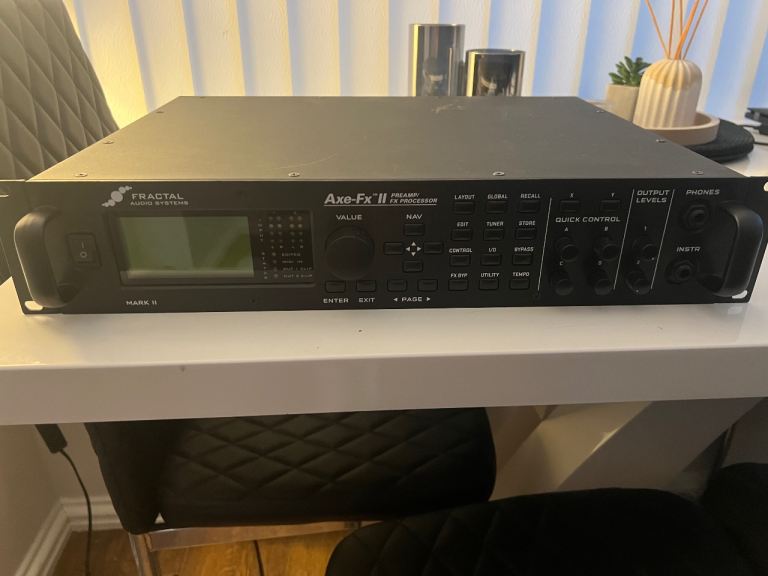 Fractal Audio Systems Axe-Fx II Mark II Guitar Processor