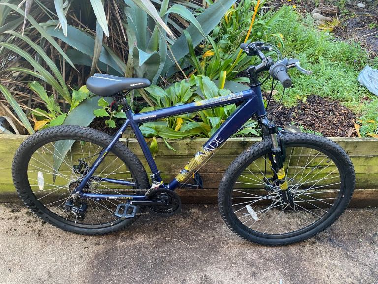 Apollo evade mountain bike