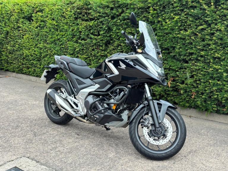 2025 HONDA NC 750X DCT 0NE OWNER