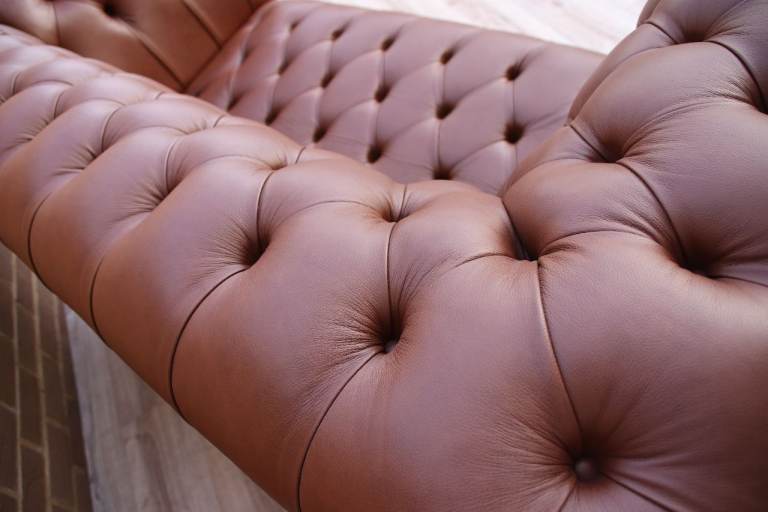 Saxon Highgrove Chesterfield Sofa (UK Delivery)