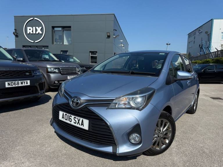 2016 Toyota Yaris 1.33 Dual VVT-i Icon Hatchback 5dr Petrol Manual Euro 6-2 OWNERS FROM NEW-B Hat...