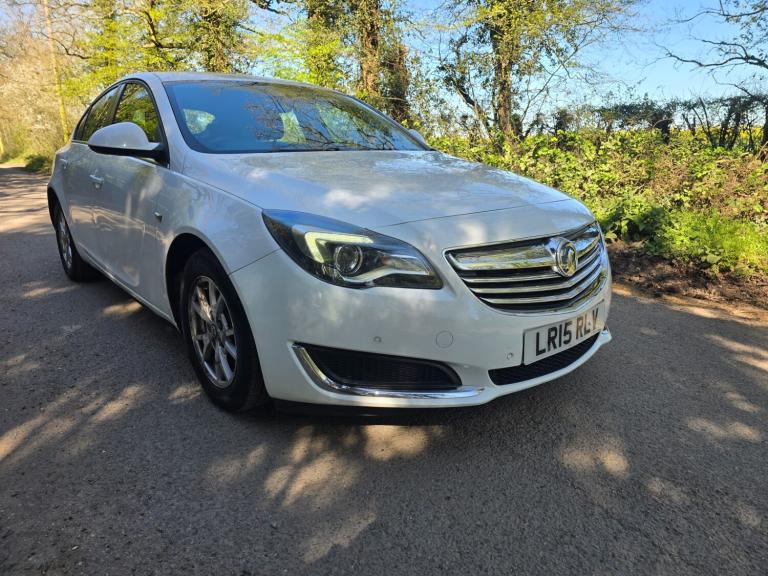2015 Vauxhall Insignia 2.0 CDTi [140] ecoFLEX Design 5dr [Start Stop] HATCHBACK Diesel Manual